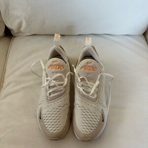 Nike Air Max 270 in Cream and Orange